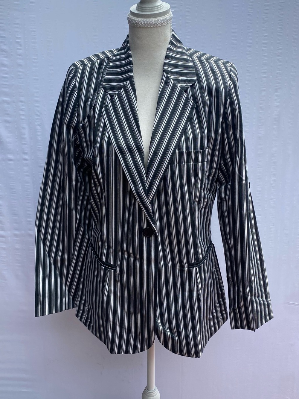 Women's Black & White Striped Tailored Blazer